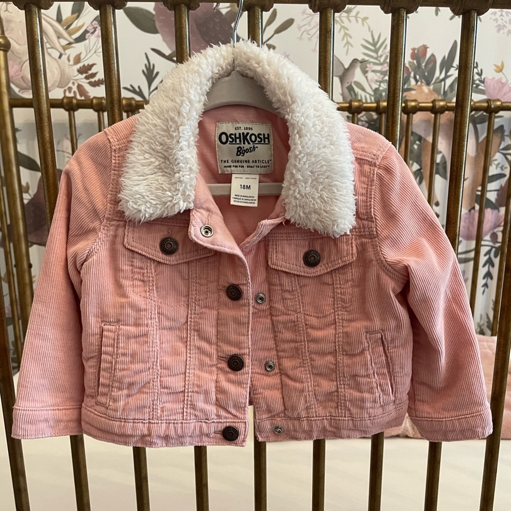 Oshkosh corduroy sherpa jacket. 🌸